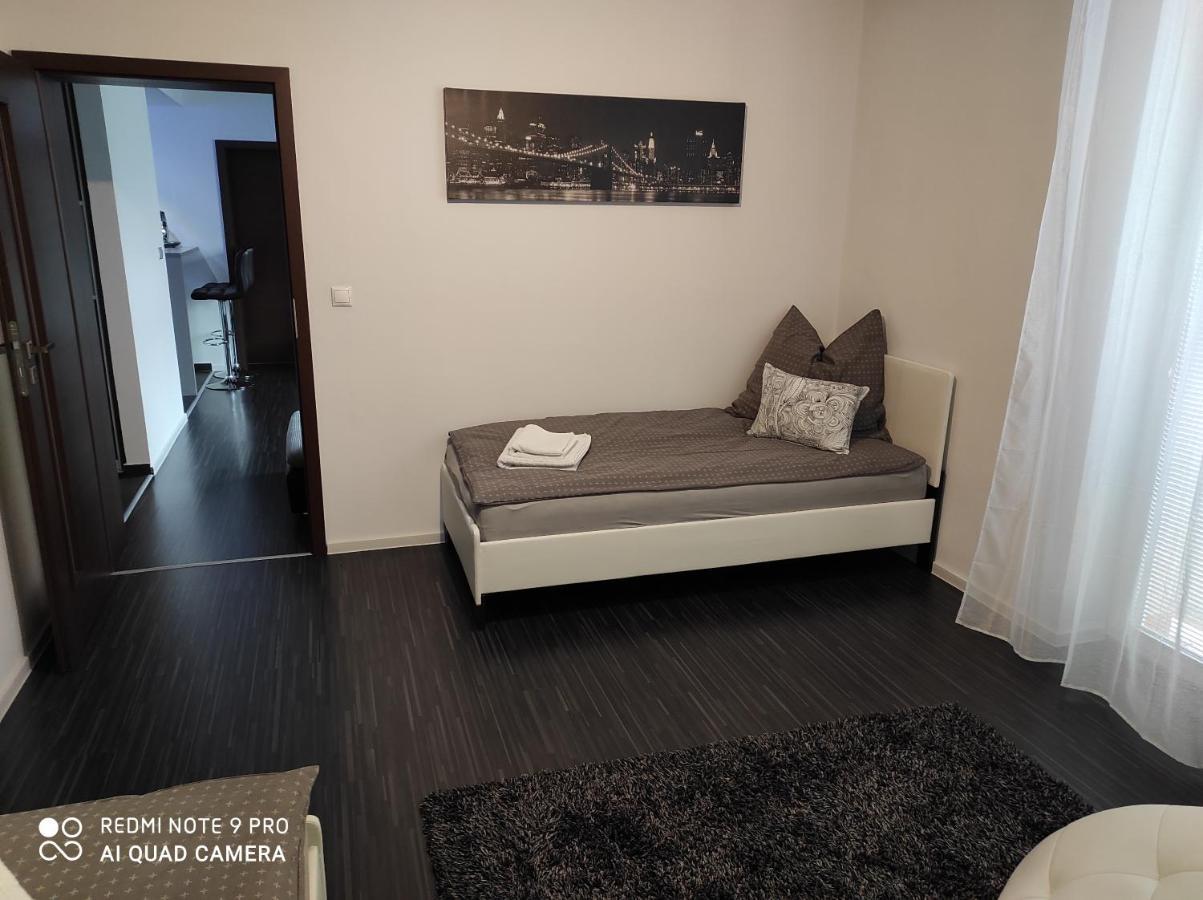 Apartman Mb โปปรัด ภายนอก รูปภาพ