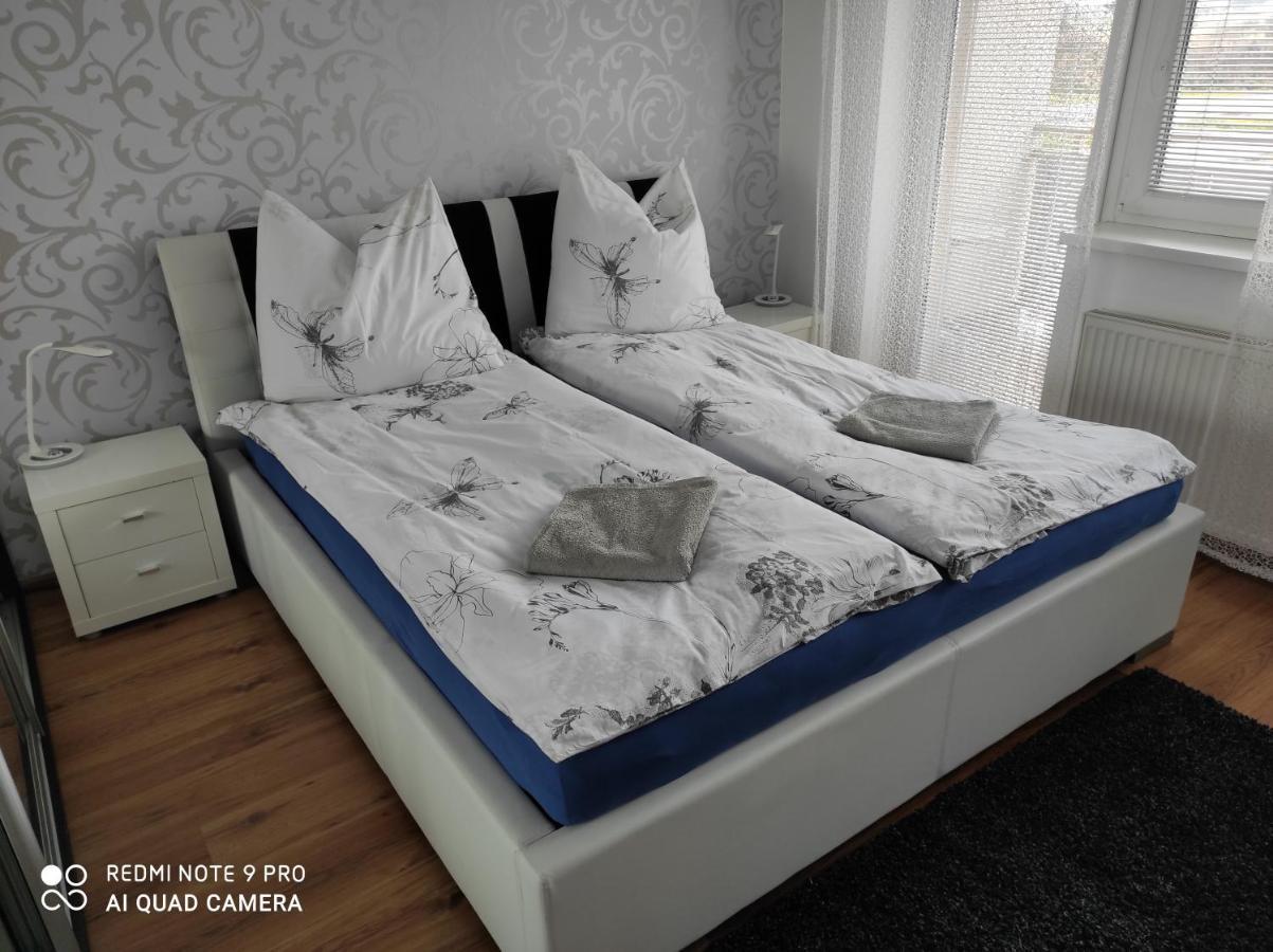 Apartman Mb โปปรัด ภายนอก รูปภาพ